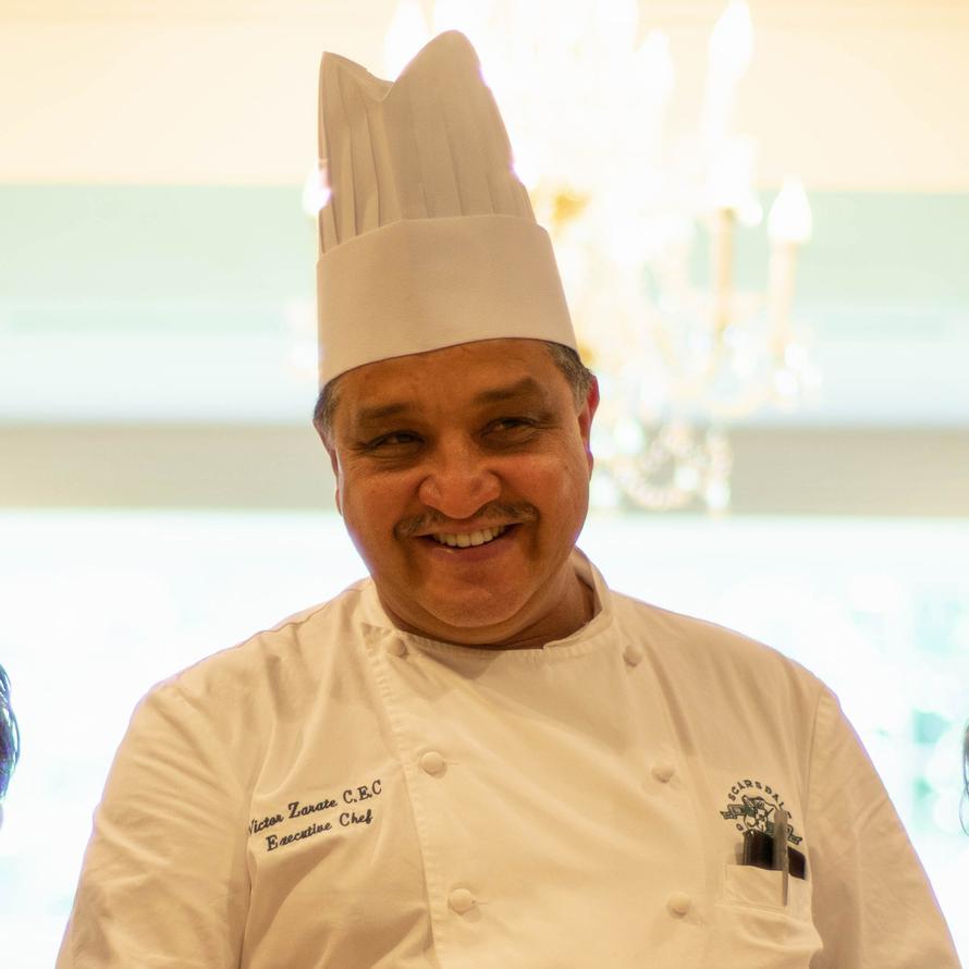 photo of Victor Zarate